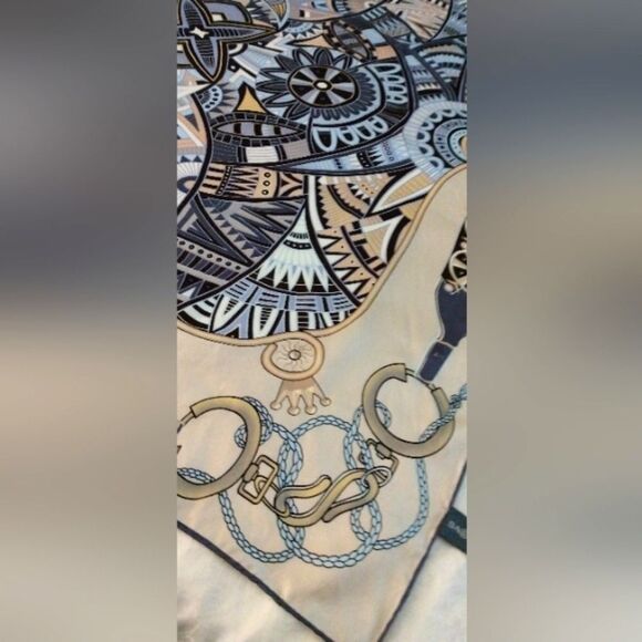 Vintage 💯 Silk Scarf Baoshidi Geometric Pattern - Picture 10 of 15